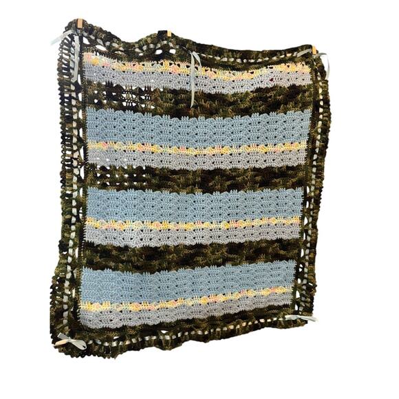 Handmade Crochet Camo Camouflage Blue With Satin Blue Ribbon Baby Blanket 32x28 - Picture 1 of 1